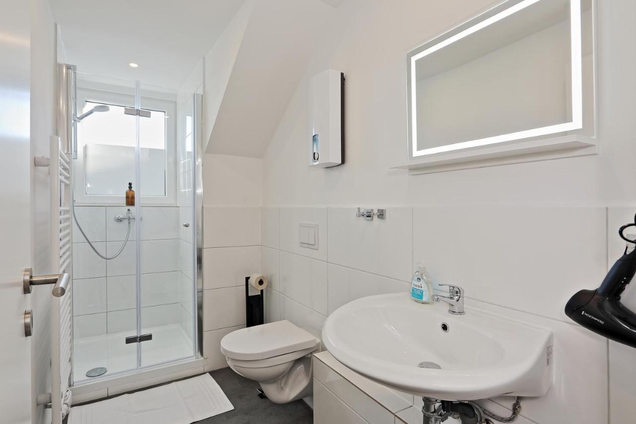 Stay&Dream - 75M² - Two Bedrooms - Kitchen - Netflix Essen Exterior photo